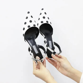 2019 Polka Dot Sievietēm Sūkņi Kaķēns Papēdi Sieviešu Sandales Sieviešu Modes korejas versija augstpapēžu aizmugurē emptier sieviešu kurpes