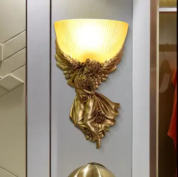 Eiropas dzīvojamā istabā TV fona sienas lampas radošo LED guļamistabas gultas lampa eju koridorā mazo eņģeli lampas