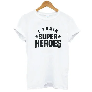 Es Vilcienu Supervaronis Varoņi Burtiem Drukāt T-krekls Sieviešu Top Gadījuma Harajuku Kokvilnas t-veida, Vasaras Āra Plus Izmērs 0-veida Kakla T-Krekli