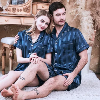 Ir 2021. Jauns Pāris, Pidžamas Komplekts Satīna Sexy Miega Komplekts Īsām Piedurknēm Pidžamas Uzvalks Vasaras Plānas Naktsveļu Mājas Drēbes 2gab Sleepwear