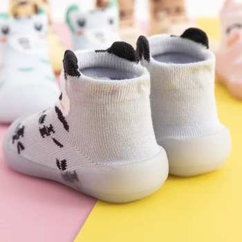 Ir 2021. jaunu ierašanos pavasarī, bērnu zeķes, kurpes cute dzīvnieku stils grīdas kurpes chidren anti-slip mājas apavi