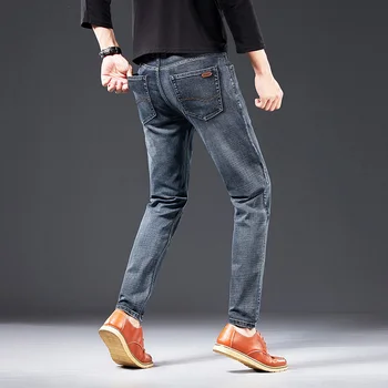 2020. gadā-Pavasarī un Rudenī Jaunu Vīriešu džinsi Modes augstas kvalitātes slim fit plus lieluma retro džinsa bikses Zīmolu vīriešu apģērbi