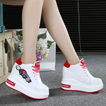Balts vairot sieviešu kurpes jaunu korejiešu versija biezu grunts super high ar 11cm dāmas ikdienas apavi