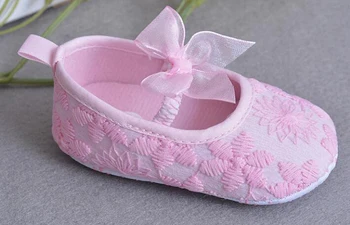 Bērnu meiteņu kurpes, balts tikko dzimis kokvilnas zīdaiņu apavi prewalkers maz meiteņu, bērnu gultiņa kurpes christenning kāzu loku bērnu, mary jane